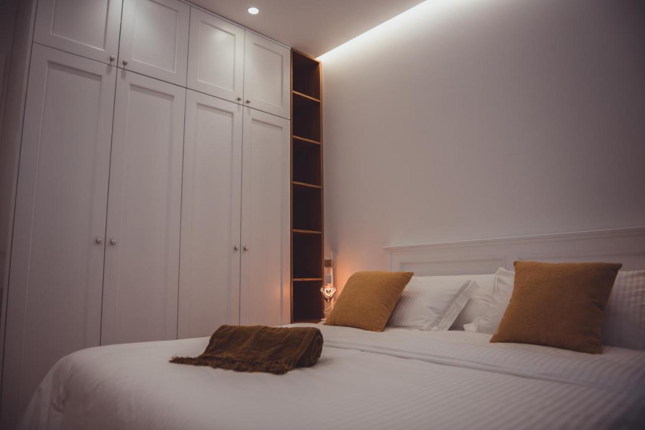 Tam Skanderbeg Square Serviced City Center Apartment No1 Tirana Exterior foto