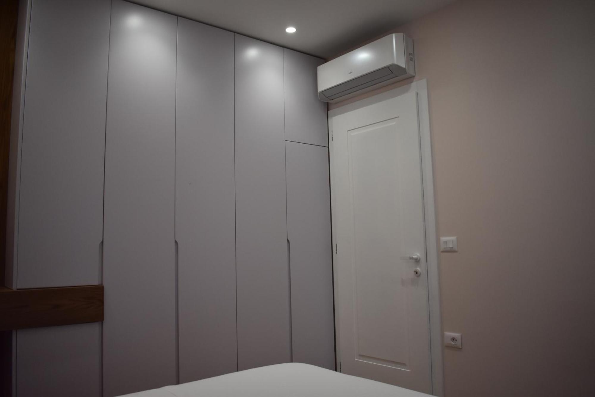 Tam Skanderbeg Square Serviced City Center Apartment No1 Tirana Exterior foto