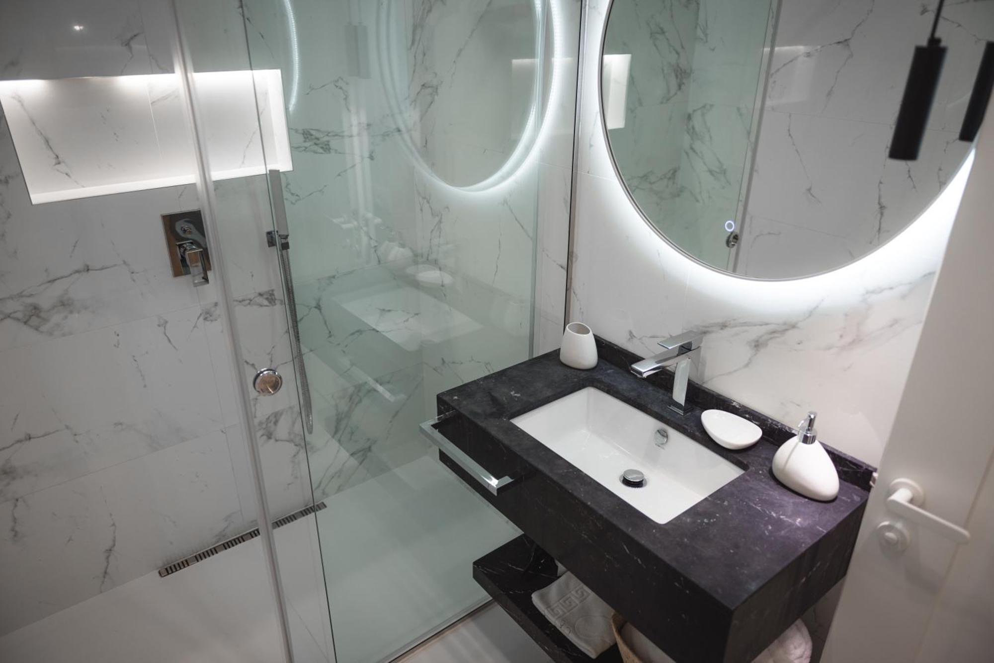 Tam Skanderbeg Square Serviced City Center Apartment No1 Tirana Exterior foto
