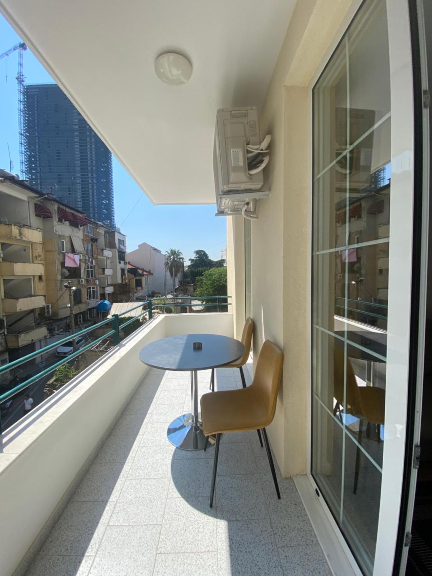 Tam Skanderbeg Square Serviced City Center Apartment No1 Tirana Exterior foto